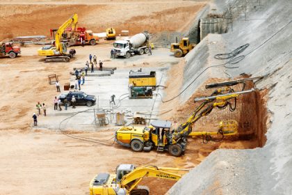 پیمانکار عمرانی